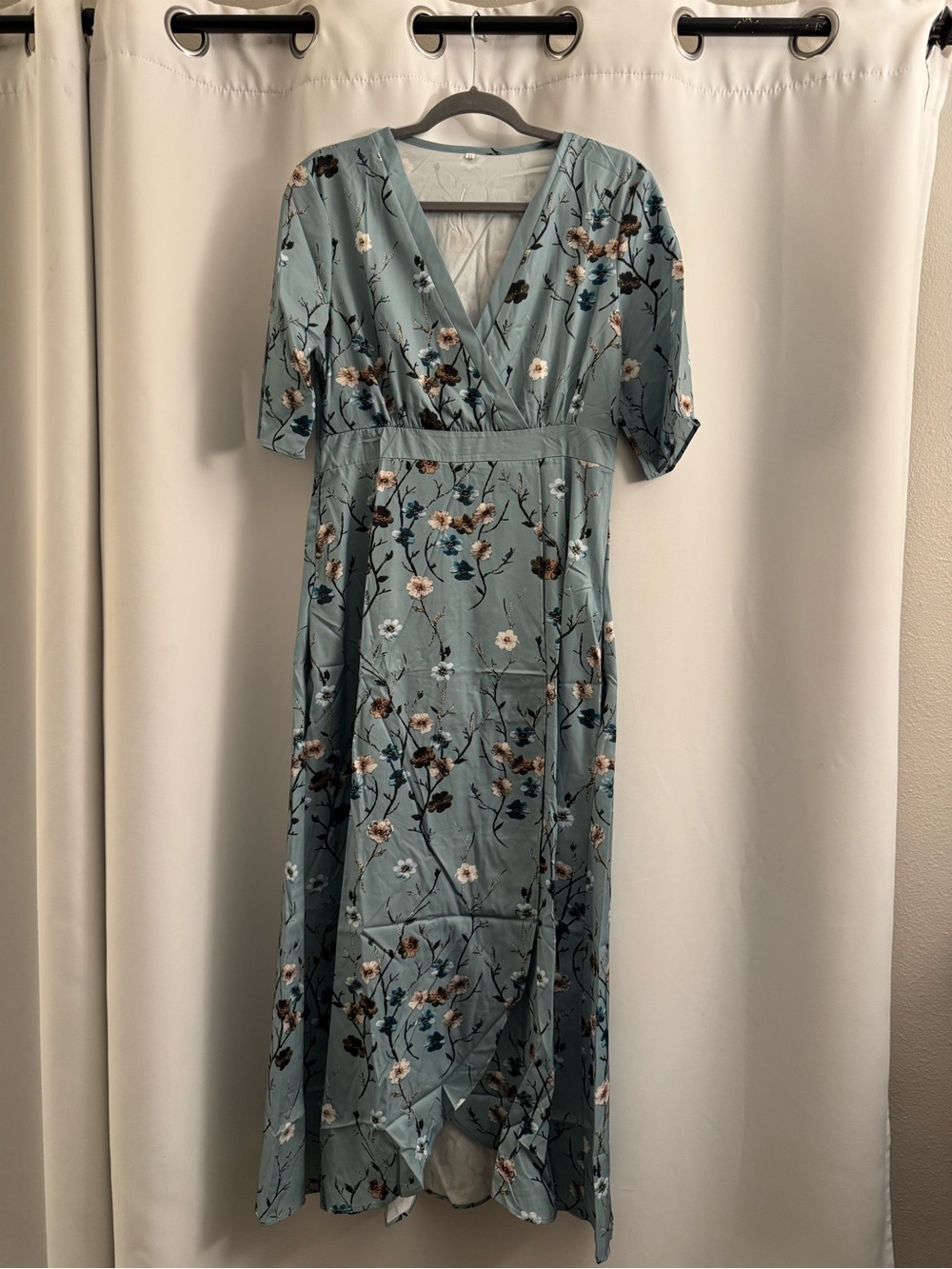Floral V-Neck Midi Dress in Dusty Blue